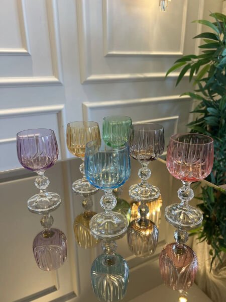 Kılıç kesme kadeh kahve yanı