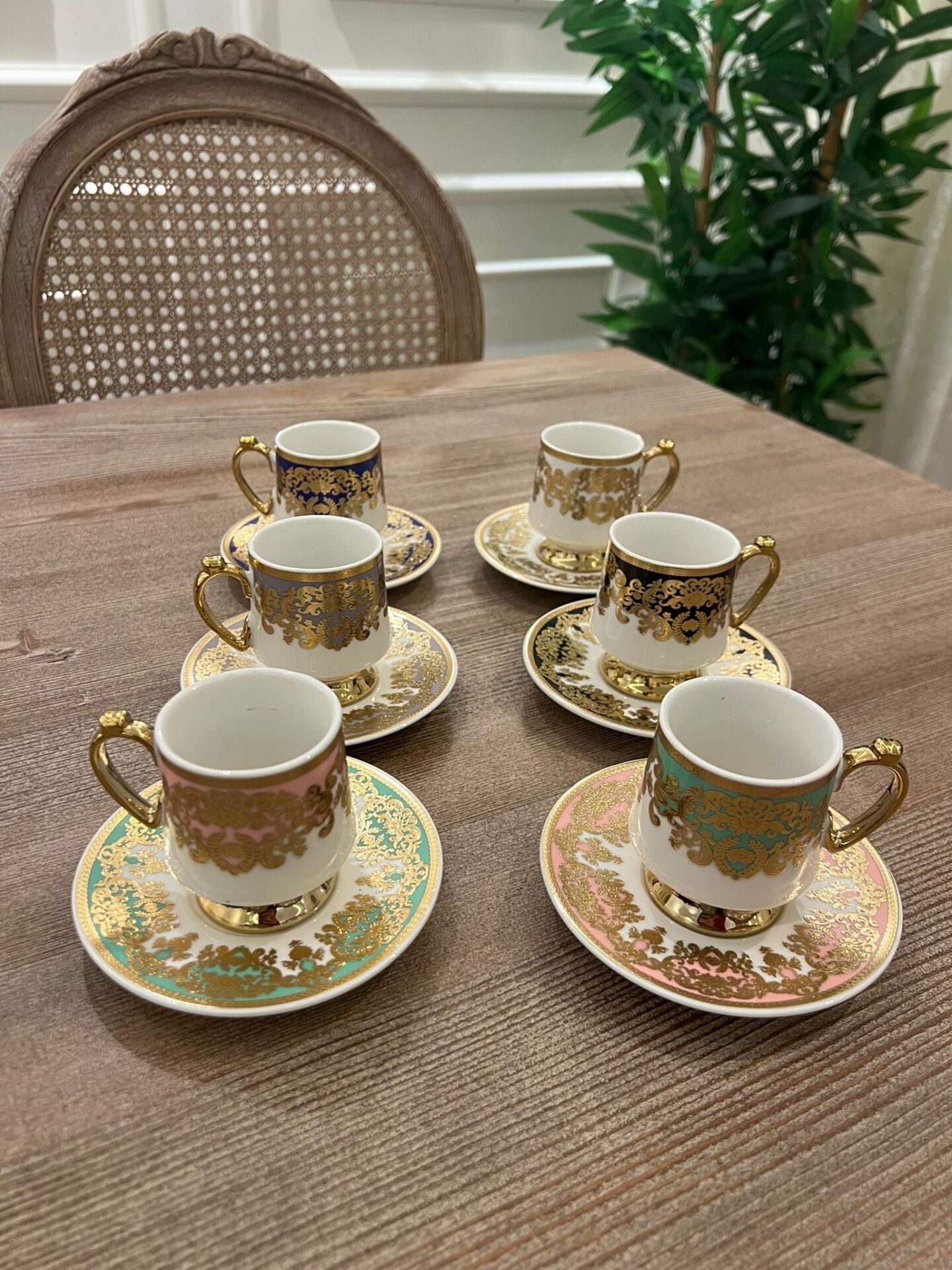Altın Yaldızlı Türk Kahvesi Fincanı Seti