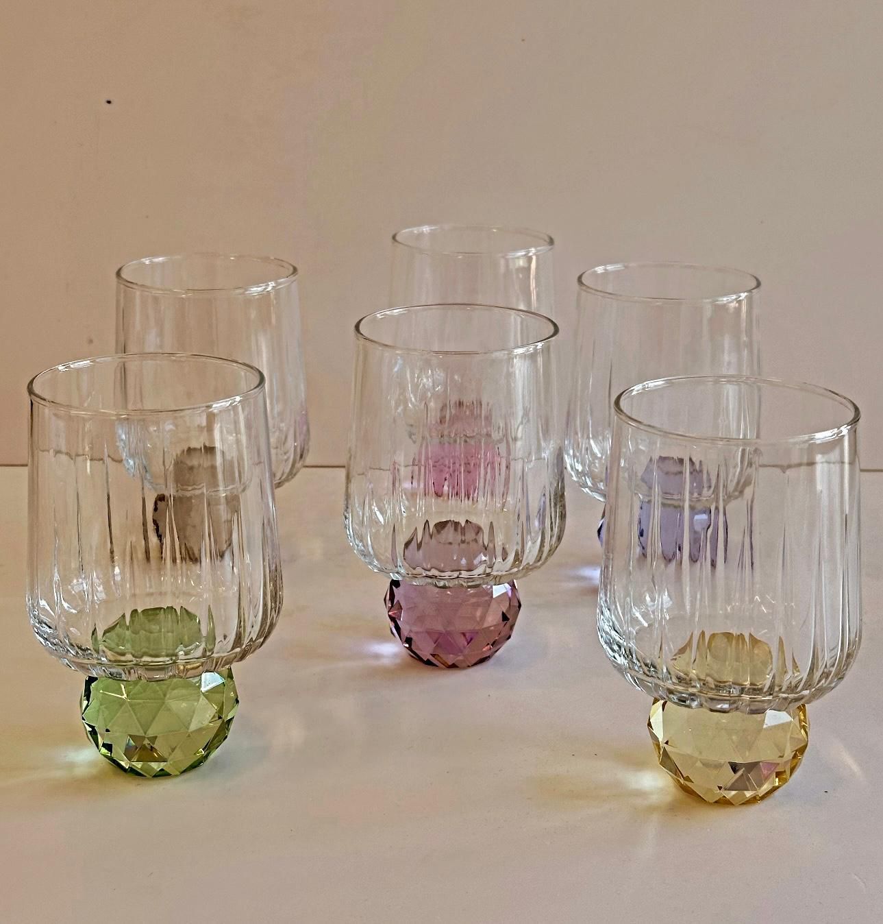 Kristal toplu su bardağı